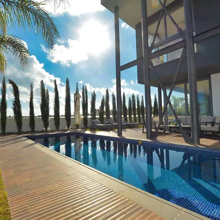 Protaras Ferienvilla Mit Privatem Pool, Whirlpool
