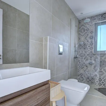 Feriehus Protaras Ferienvilla Mit Privatem Pool, Whirlpool