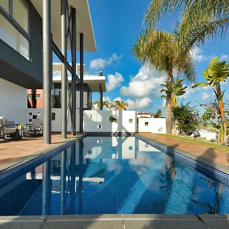 Feriehus Protaras Ferienvilla Mit Privatem Pool, Whirlpool Paralimni